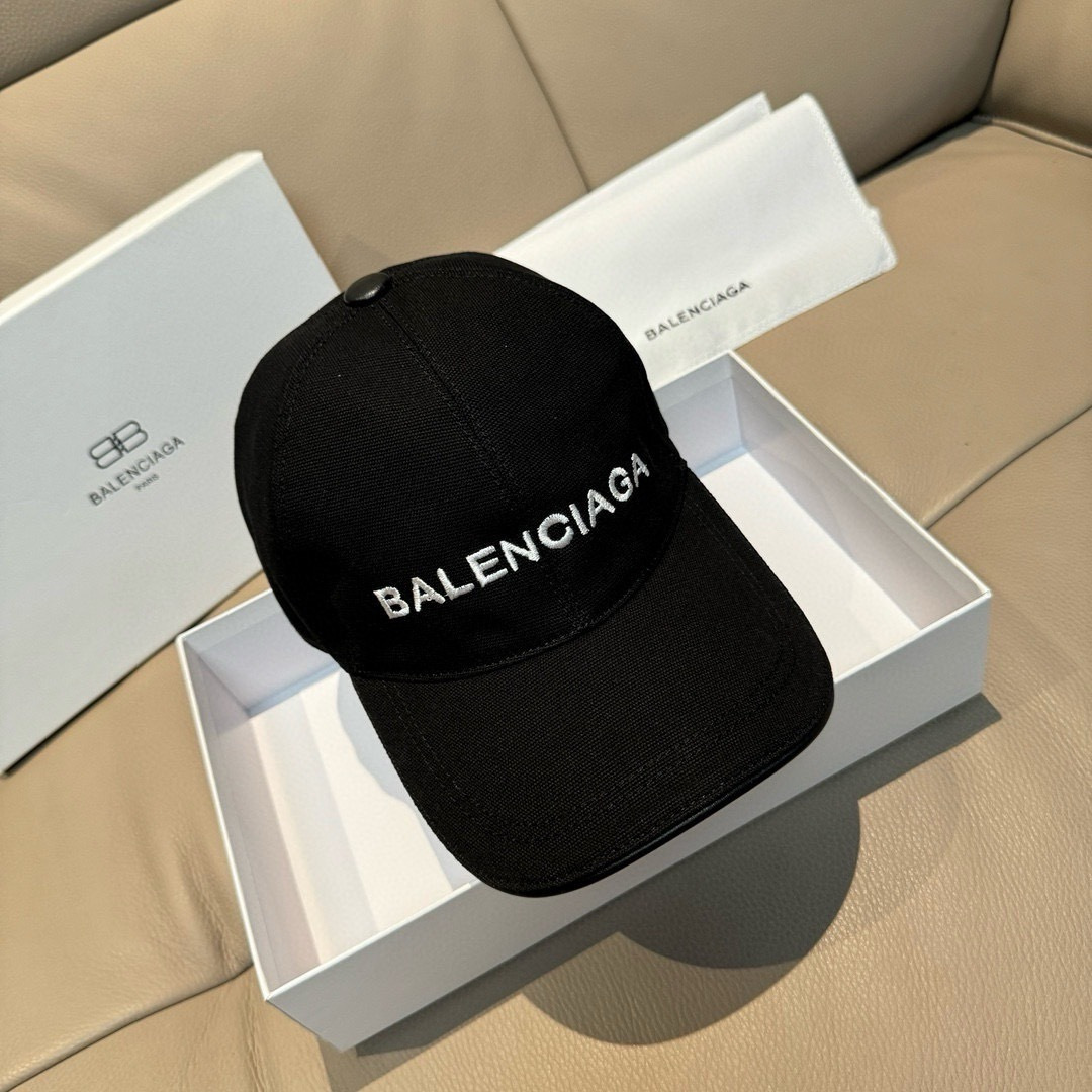 
配盒子布袋，Balenciaga（巴黎世家）经典原单棒球帽，11开模订制，全新立体刺绣，精致无暇！原版