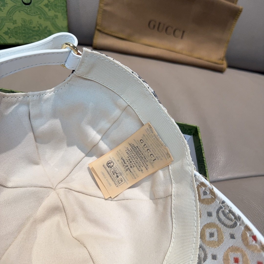 
配包装布袋，Gucci古奇新款原单棒球帽， 双G提花，专柜11开模订制，完美对花，原版帆布面料+头层牛