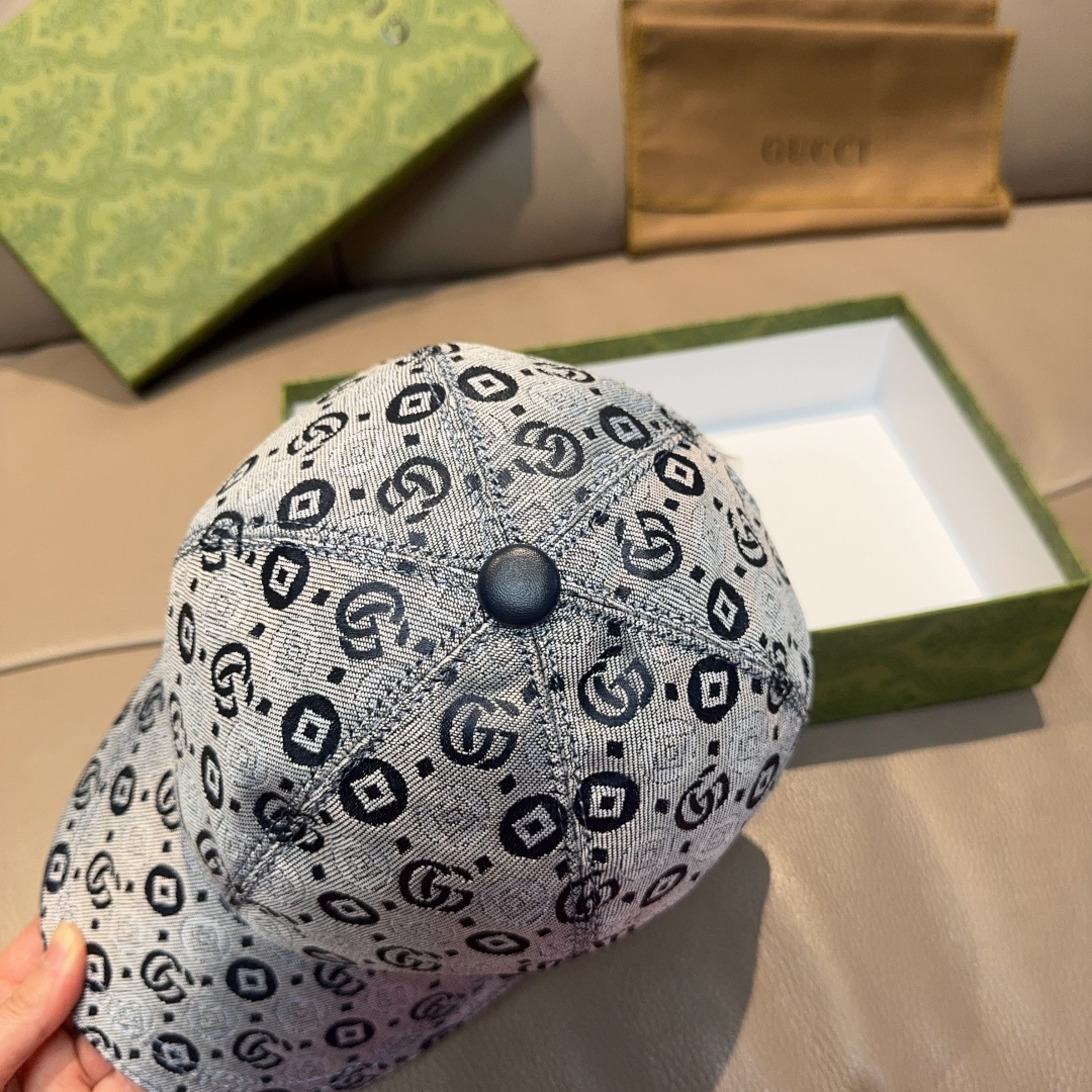 
配包装布袋，Gucci古奇新款原单棒球帽， 双G提花，专柜11开模订制，完美对花，原版帆布面料+头层牛