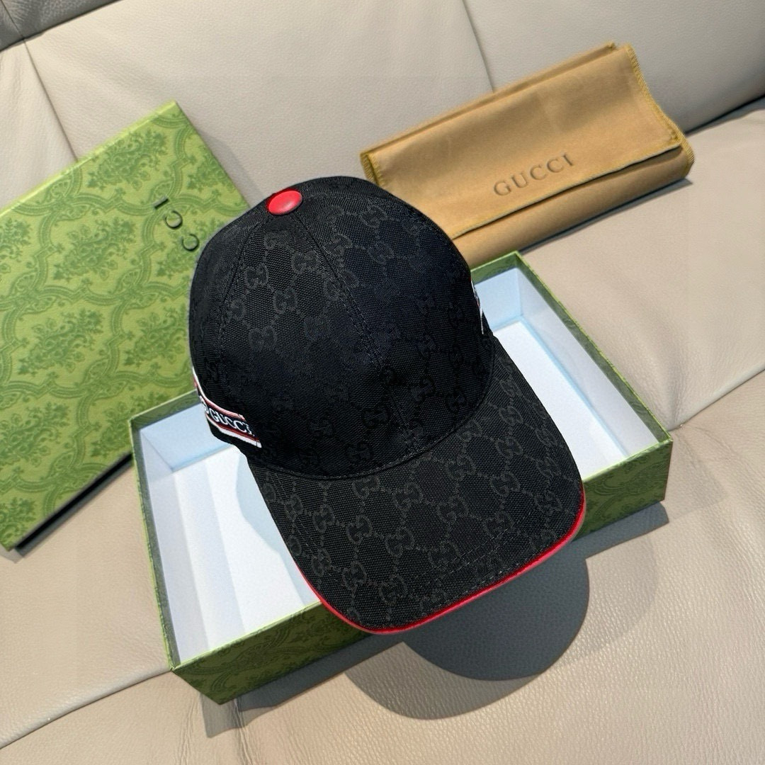 
配包装布袋，Gucci古奇新款原单棒球帽， logo织带，专柜11开模订制，原版帆布面料+头层牛皮，轻