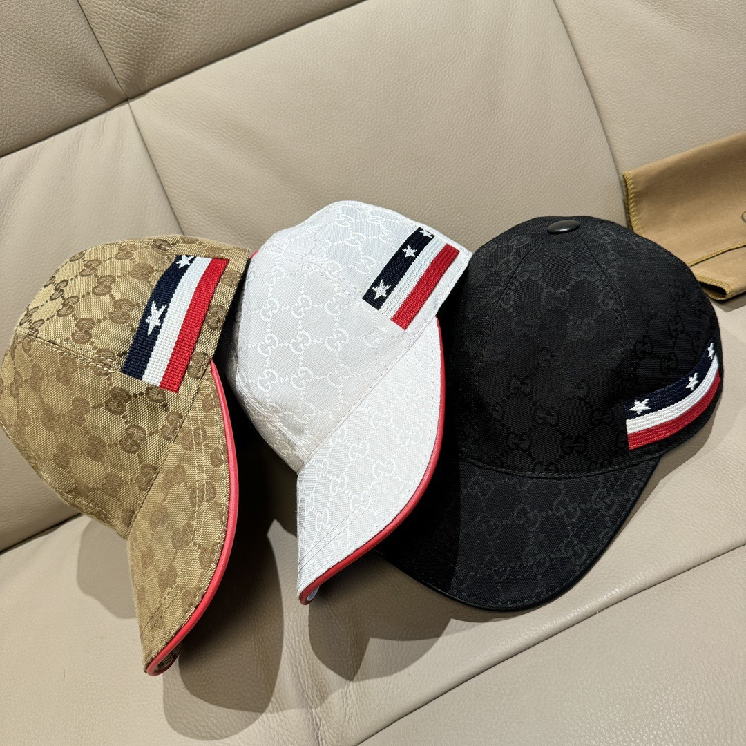 
配盒子布袋，Gucci(古奇)经典原单棒球帽， 五星织带，11开模订制，原版帆布料+头层牛皮，代购热门