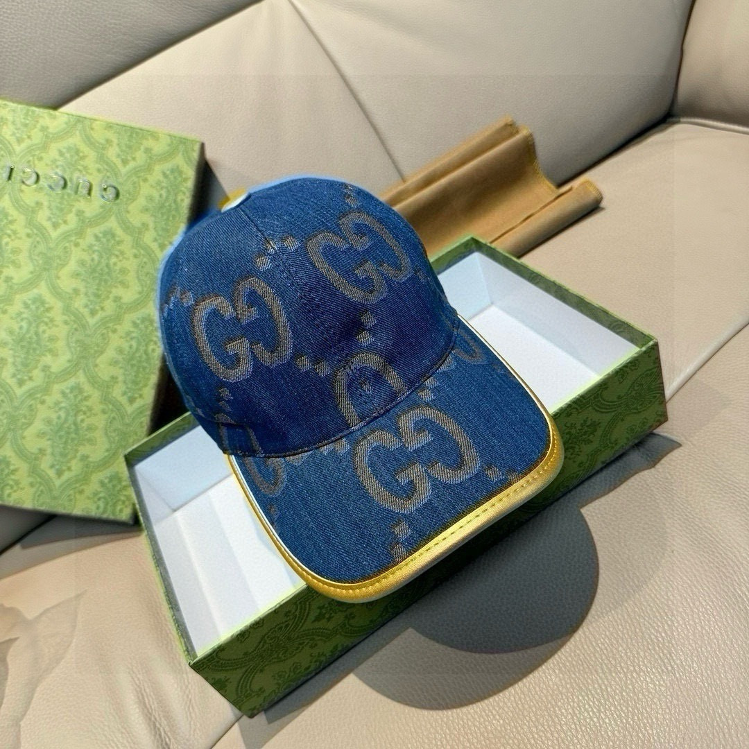 
配包装布袋，Gucci古奇新款原单棒球帽， 大双G，专柜11开模订制，完美对花，原版帆布面料+头层牛皮