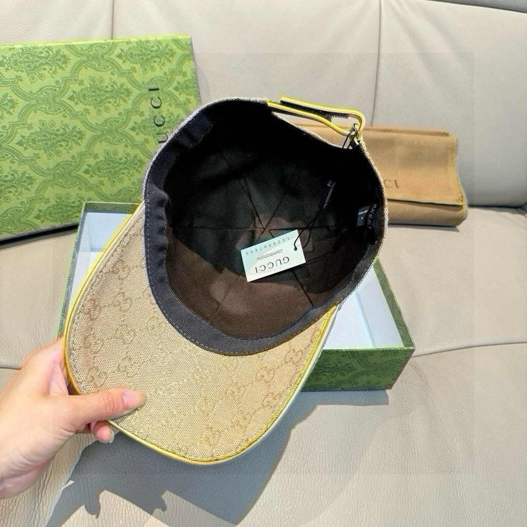 
配盒子布袋，Gucci(古奇)经典原单棒球帽😍😍金丝logo。专柜11开模订制，最高版本，原版帆布料+