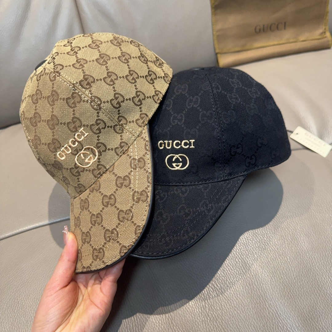 
万年经典款出货！
配盒子布袋，Gucci(古奇)经典原单棒球帽😍😍金丝小刺绣，专柜11开模订制，最高版