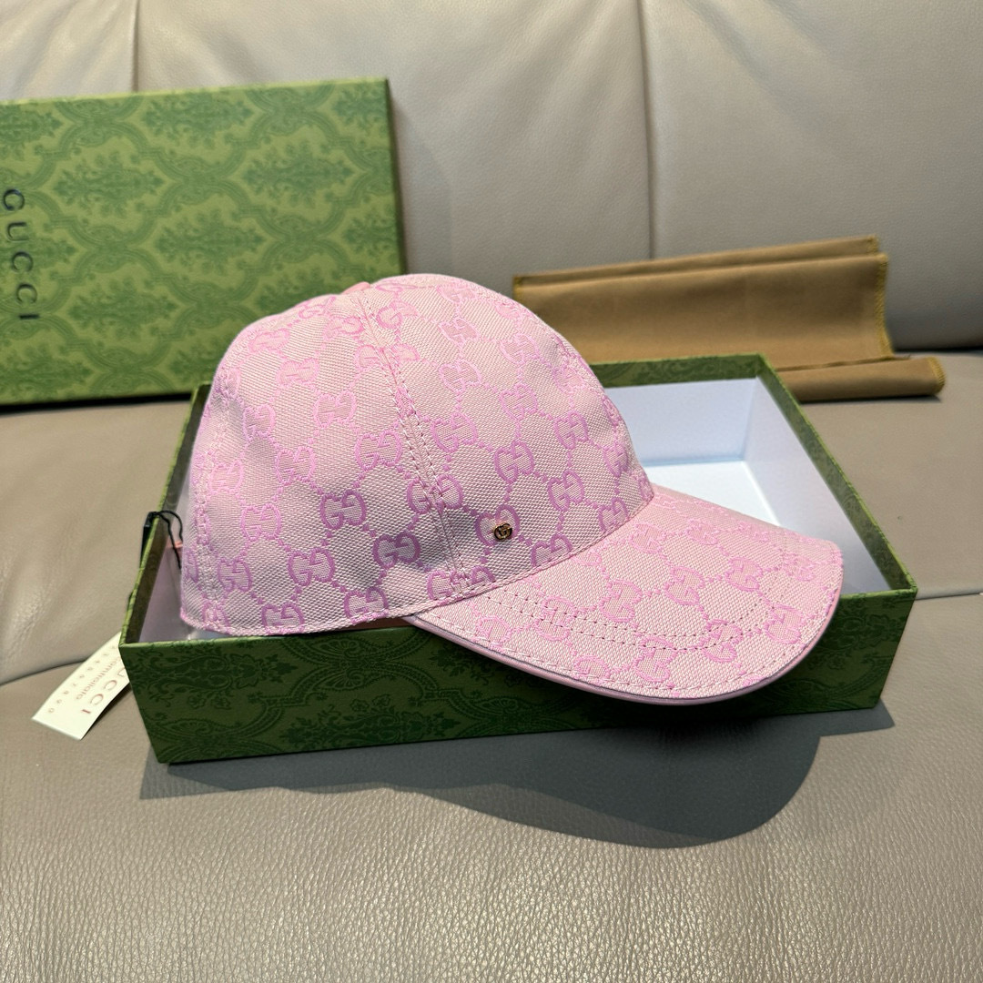 
配包装布袋，Gucci(古奇)新款原单棒球帽， 金属小双G，专柜最新款，11开模订制，正版开模五金，原