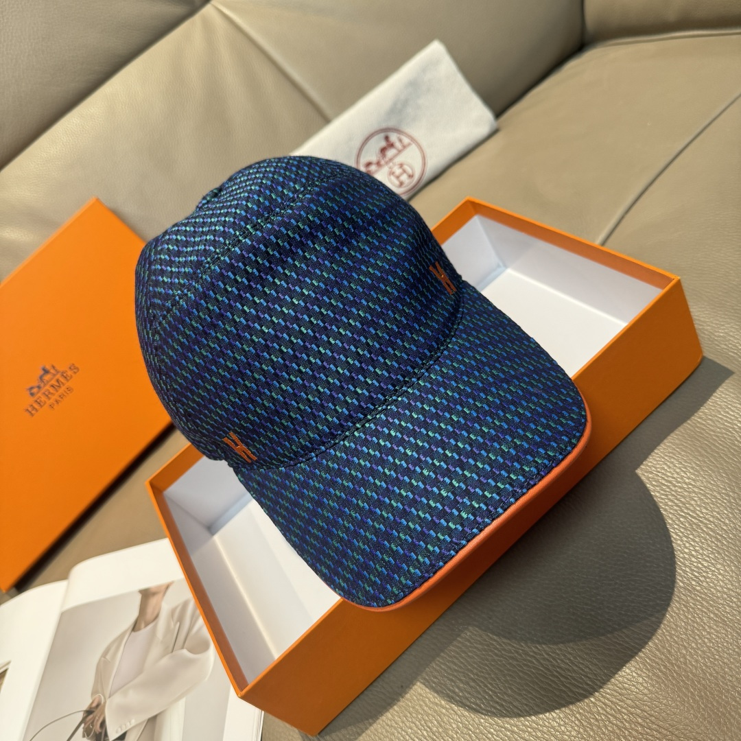 
配盒子布袋，HERMÈS (爱马仕)原单棒球帽，经典H， 正品开模订制，原版透气帆布面料+头层牛皮，原