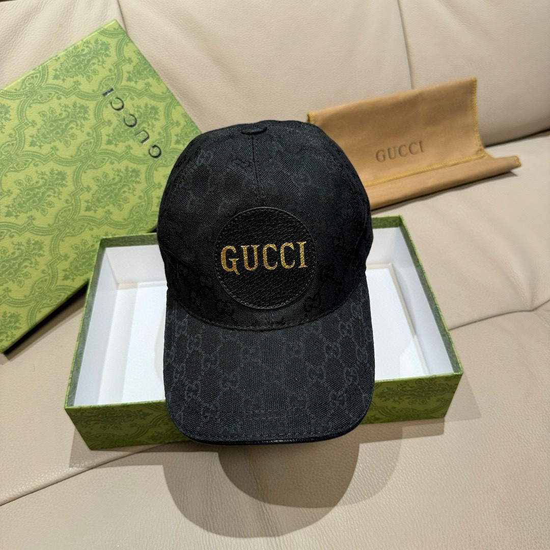 
配包装布袋，Gucci(古奇)新款原单棒球帽，Gucci烫金，专柜最新款，11开模订制，正版开模，原版