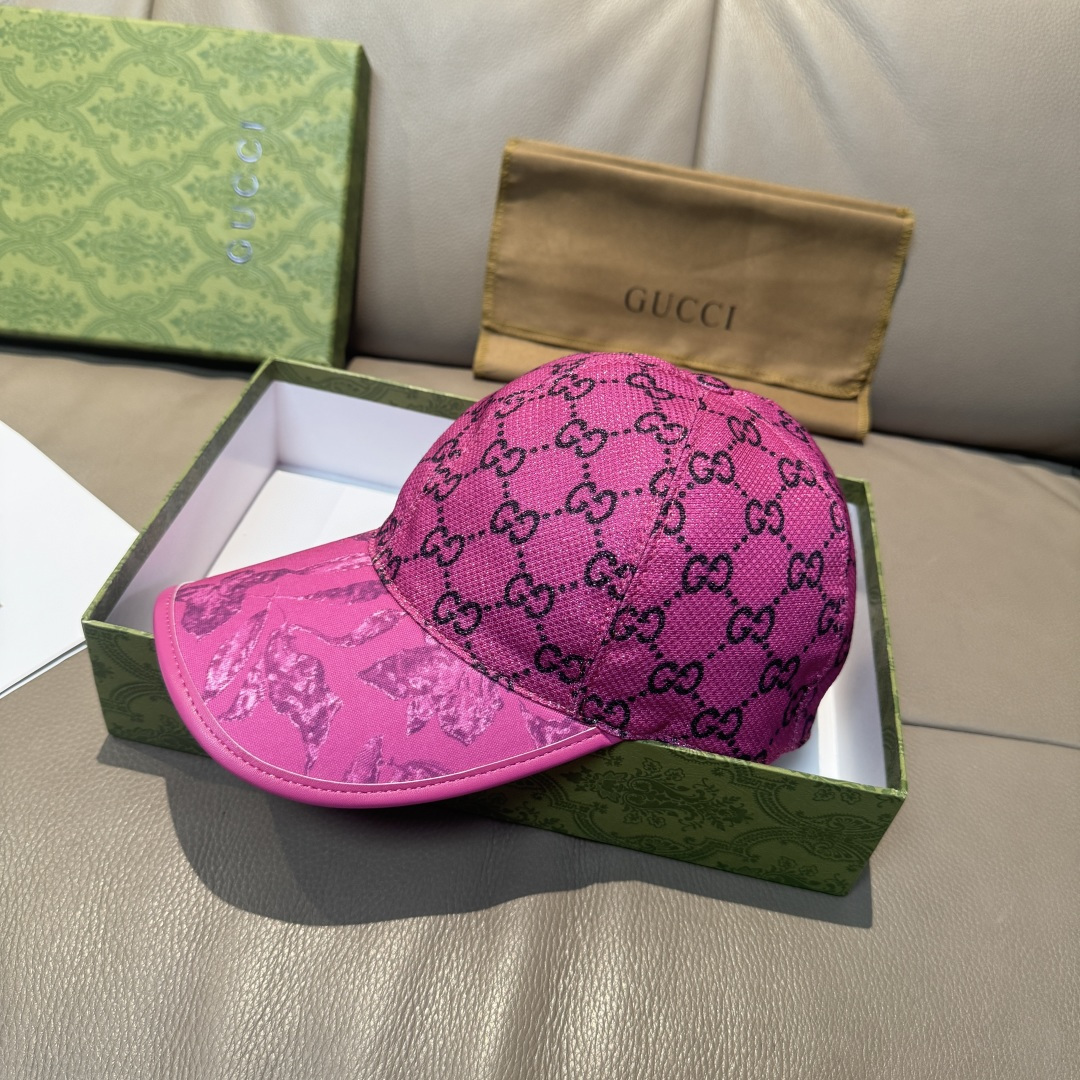 
原单版本出货！
配盒子布袋，Gucci(古奇)最新原单棒球帽，专柜11开模订制，最高版本，原版帆布料+
