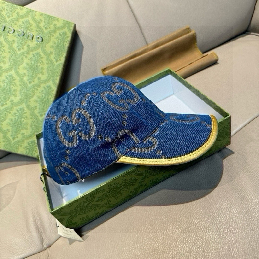 
配包装布袋，Gucci古奇新款原单棒球帽， 大双G，专柜11开模订制，完美对花，原版帆布面料+头层牛皮