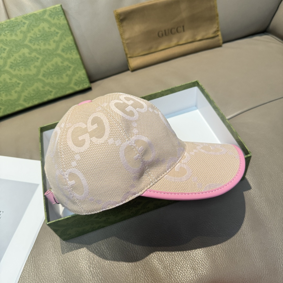 
配包装布袋，Gucci古奇新款原单棒球帽， 糖果色大双G，专柜11开模订制，原版帆布面料+头层牛皮，轻