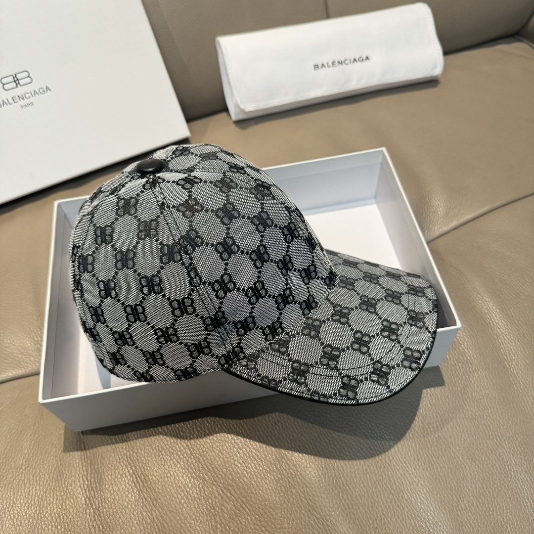 
配盒子布袋，Balenciaga（巴黎世家）新款原单棒球帽， 专柜11开模订制，原版帆布面料+头层牛皮
