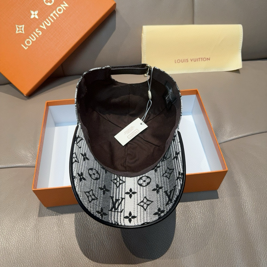 
配盒子布袋，LV路易威登新款原单棒球帽，LV渐变提花，专柜11开模订制，原版帆布面料+头层牛皮，轻盈透