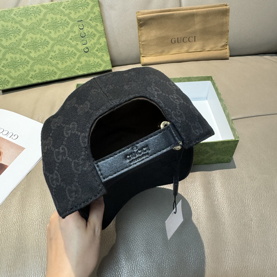
配盒子布袋，Gucci(古奇)新款原单棒球帽， 北面刺绣！专柜11，进口帆布+头层牛皮，代购热门，男女