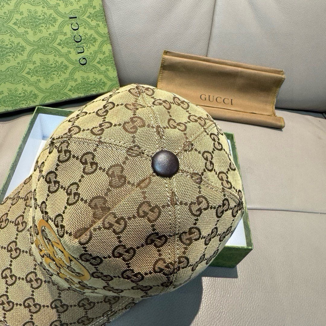 
配盒子布袋，Gucci(古奇)原单棒球帽，烫金双G，11开模订制，最高版本，原版帆布料+头层牛皮，纯棉