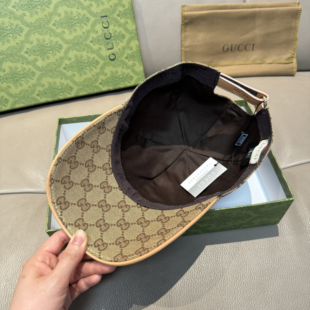 
万年经典款新色出货！
配盒子布袋，Gucci(古奇)经典原单棒球帽😍😍专柜11开模订制，最高版本，原版