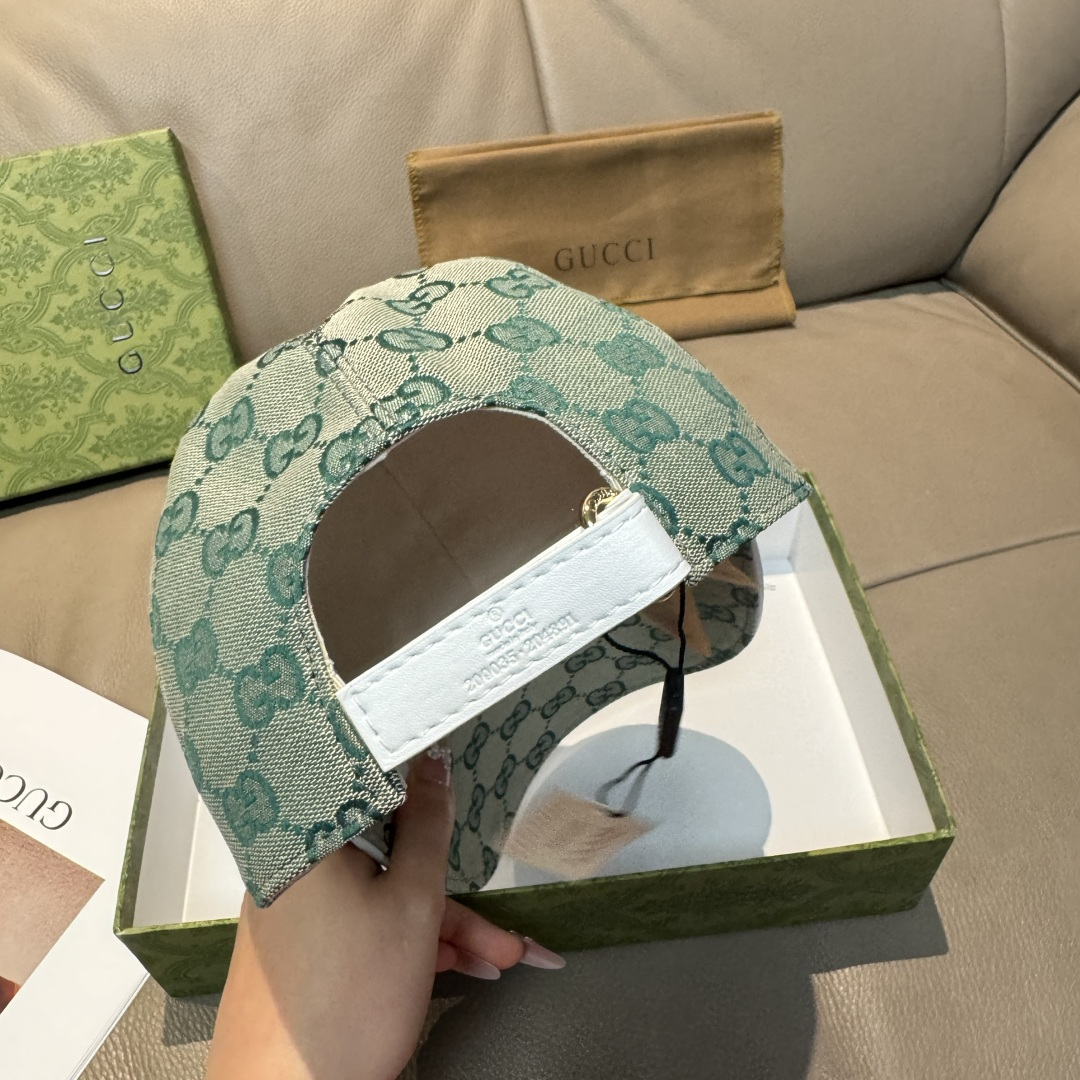 
配包装布袋，Gucci(古奇)新款原单棒球帽， 金属小双G，专柜最新款，11开模订制，正版开模五金，原