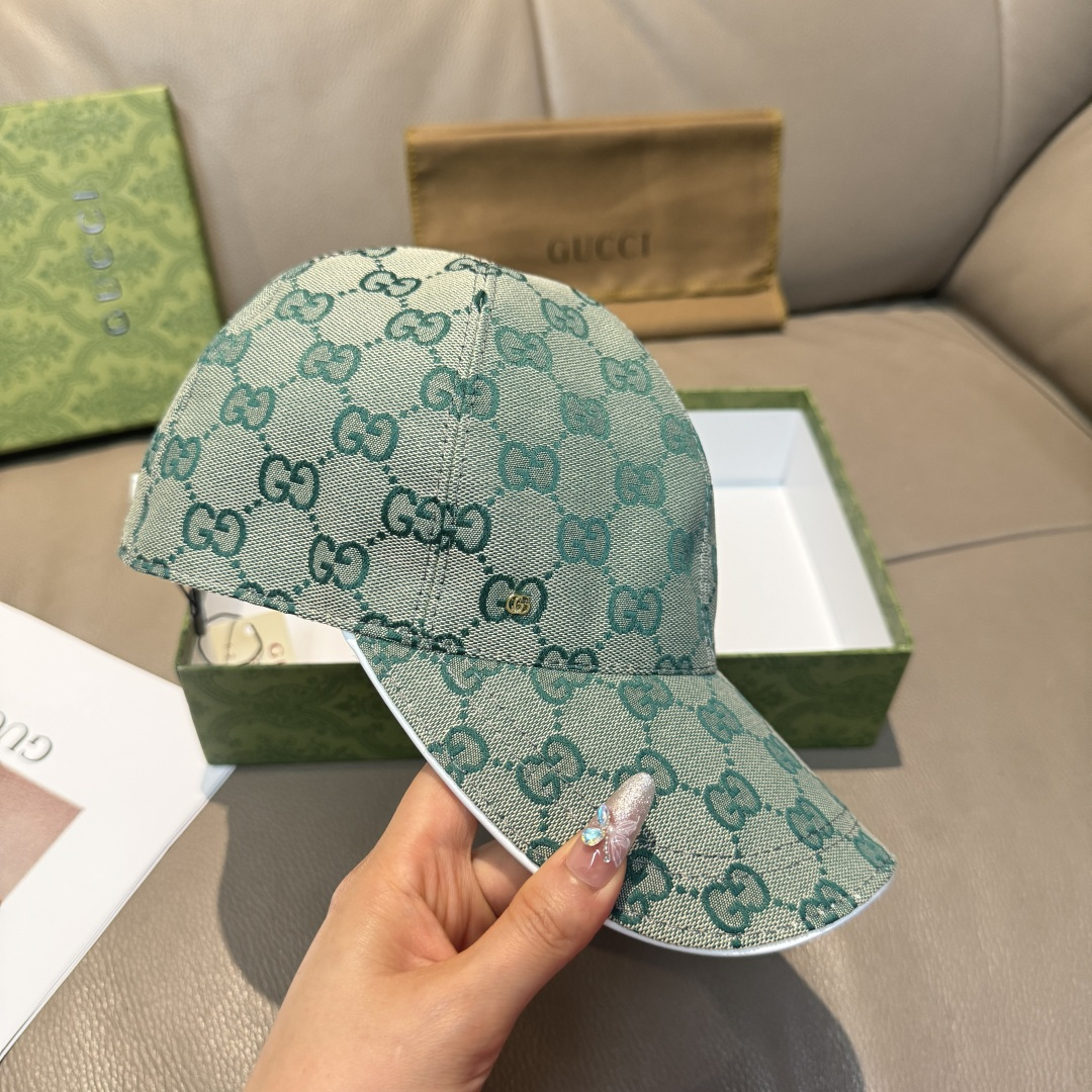
配包装布袋，Gucci(古奇)新款原单棒球帽， 金属小双G，专柜最新款，11开模订制，正版开模五金，原