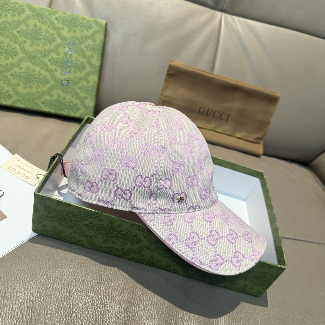 
配包装布袋，Gucci(古奇)新款原单棒球帽， 金属小双G，专柜最新款，11开模订制，正版开模五金，原
