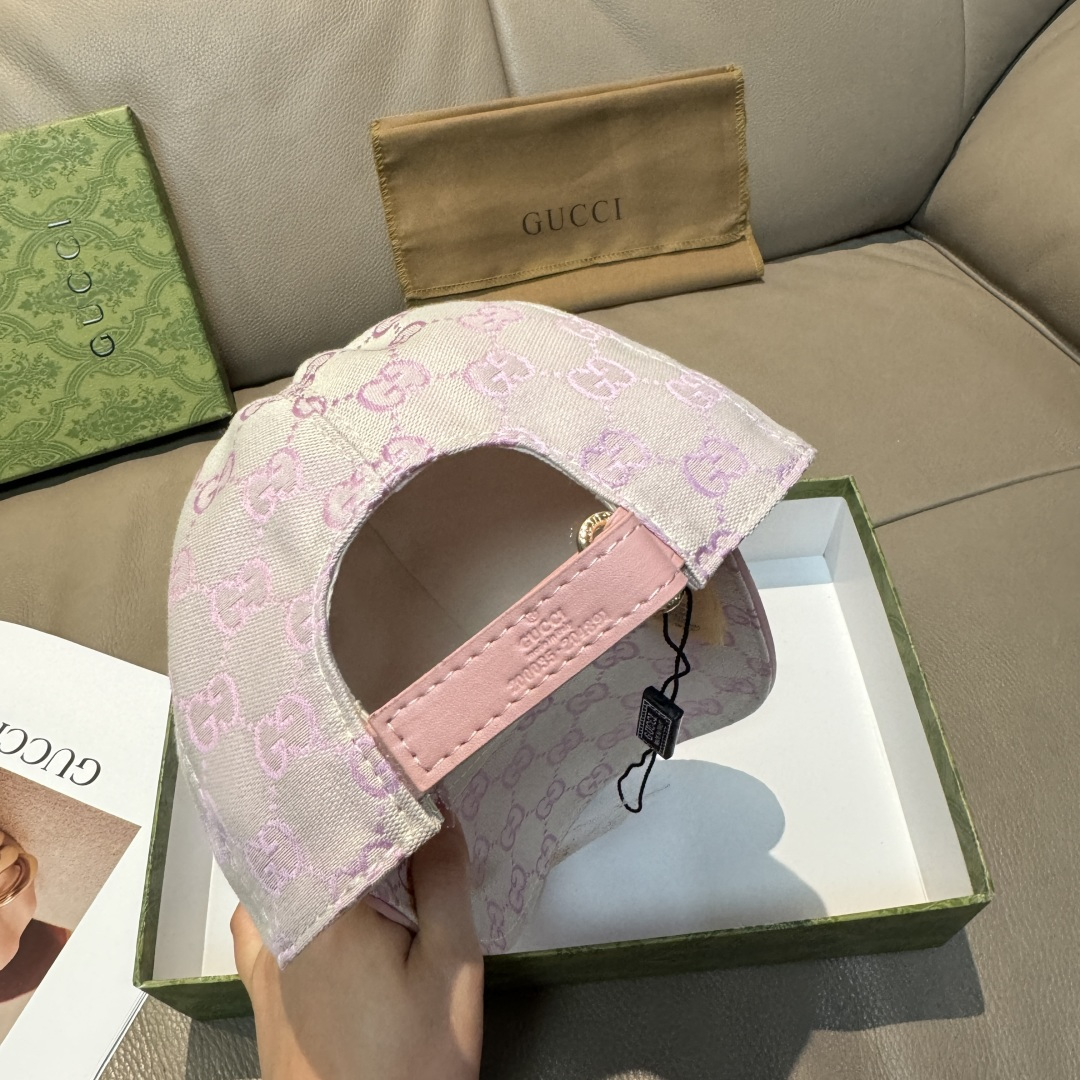 
配包装布袋，Gucci(古奇)新款原单棒球帽， 金属小双G，专柜最新款，11开模订制，正版开模五金，原