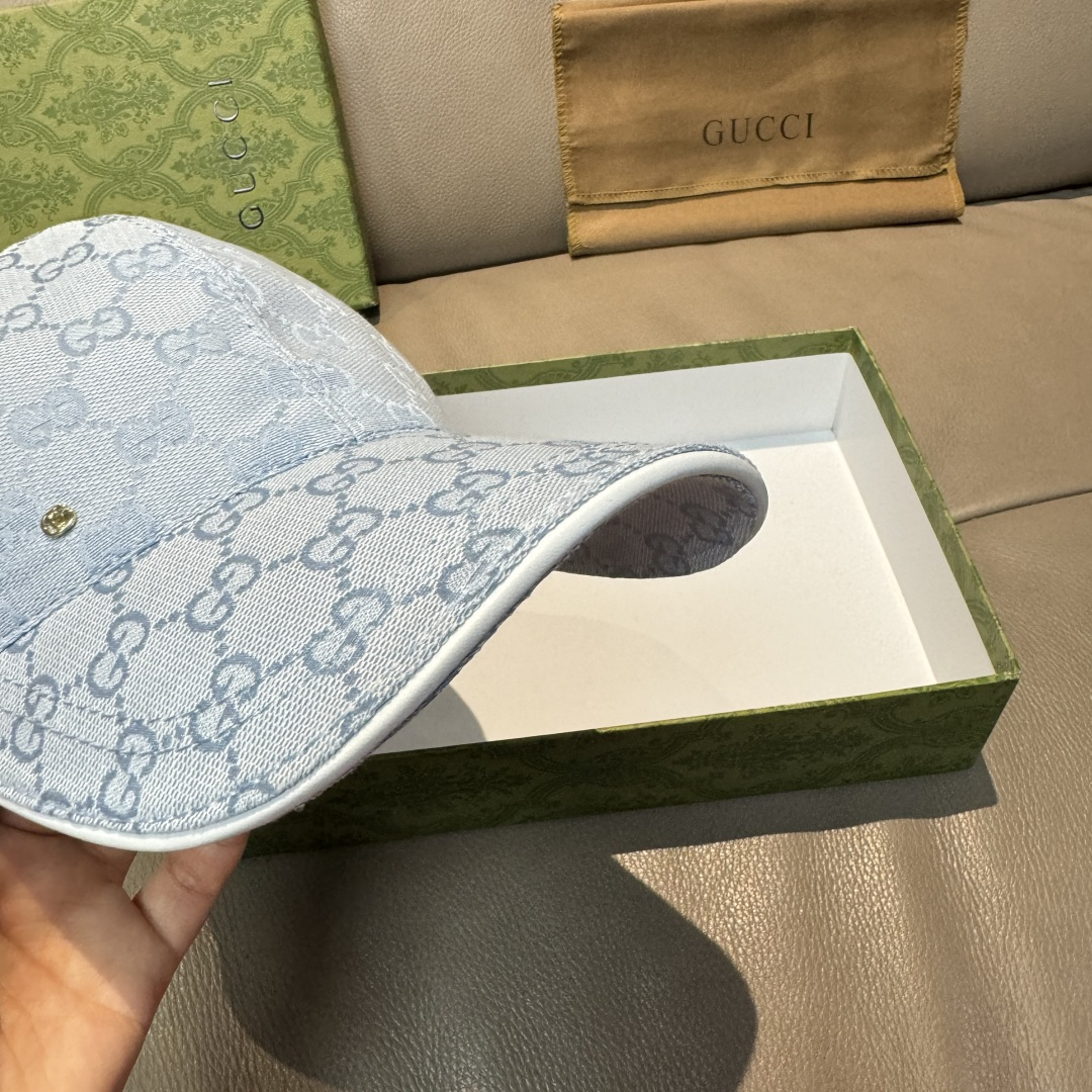 
配包装布袋，Gucci(古奇)新款原单棒球帽， 金属小双G，专柜最新款，11开模订制，正版开模五金，原