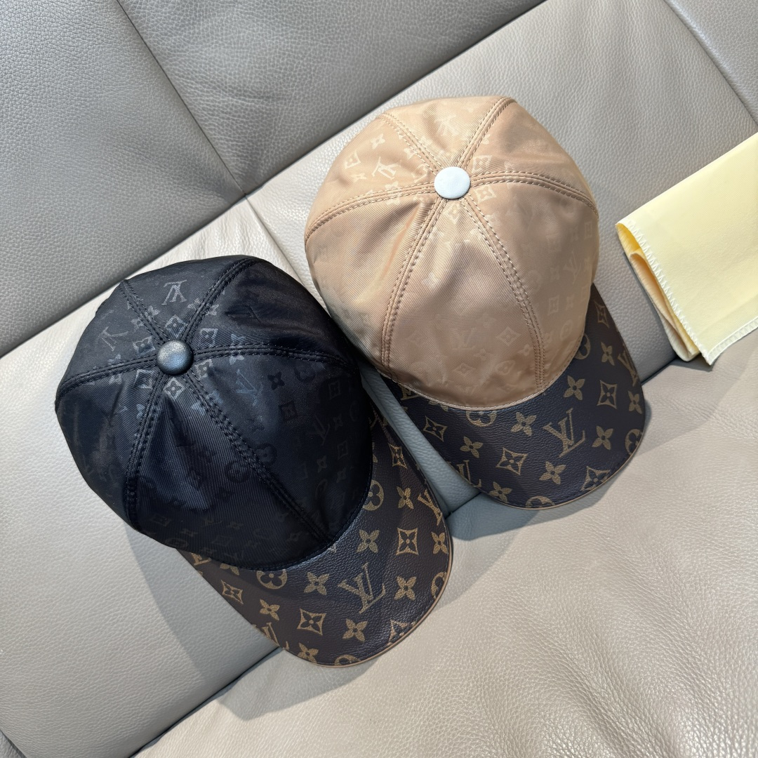 
配盒子布袋，LV(路易威登)新款原单棒球帽，老花拼接，11开模订制，原版印花绸缎面料+专柜老花皮，做工