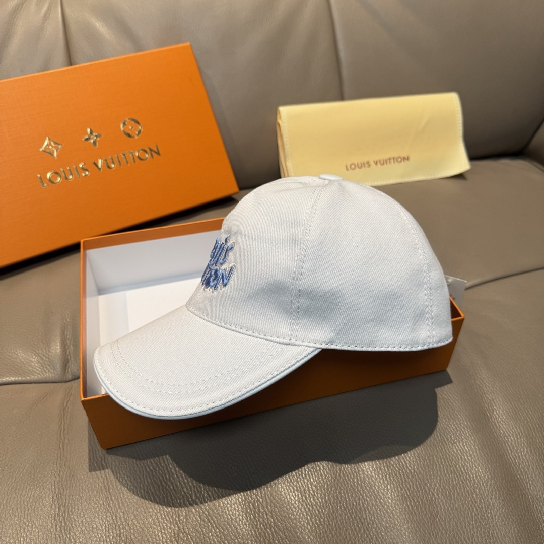 
配盒子布袋，LV(路易威登)新款原单棒球帽，LV刺绣，专柜11开模订制，原版帆布面料+头层牛皮，精细刺