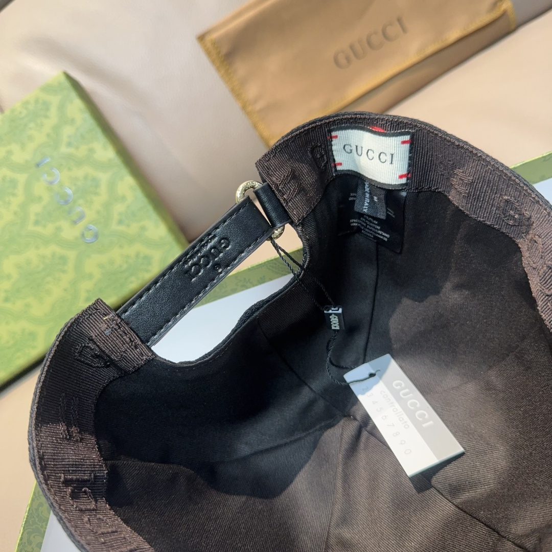 
配盒子布袋，Gucci(古奇)新款原单棒球帽， 虎头刺绣，11开模订制，重工刺绣，细节可媲美专柜，原版
