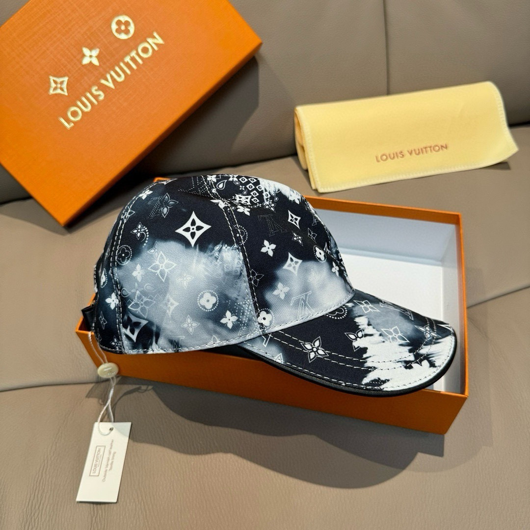 
配盒子布袋，LV路易威登新款原单棒球帽，lv丝印，11开模订制，原版丝印绸缎面料+头层牛皮，时尚帅气质