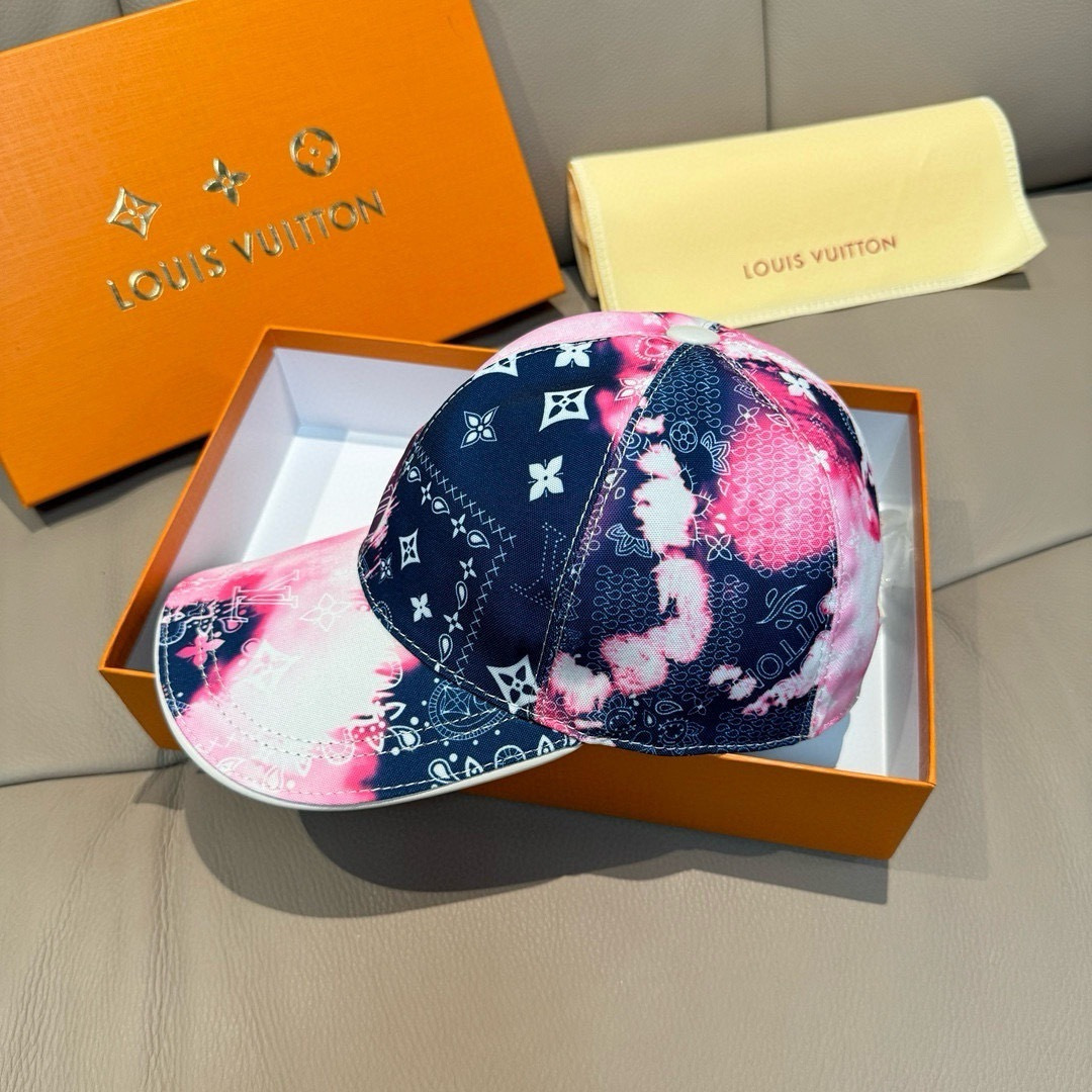 
配盒子布袋，LV路易威登新款原单棒球帽，lv丝印，11开模订制，原版丝印绸缎面料+头层牛皮，时尚帅气质