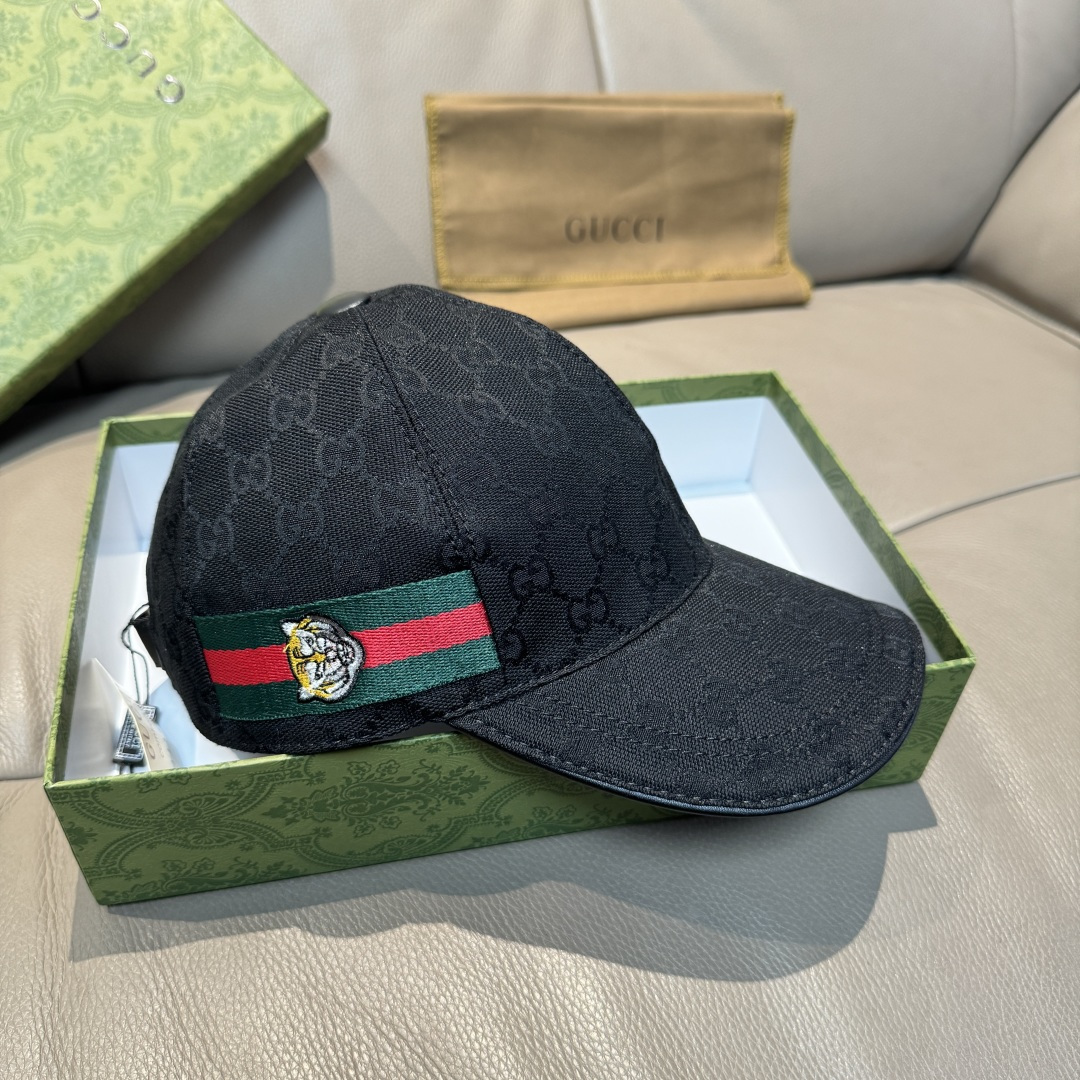 
配盒子布袋，Gucci(古奇)新款原单棒球帽， 虎头织带，11开模订制，重工刺绣，细节可媲美专柜，原版