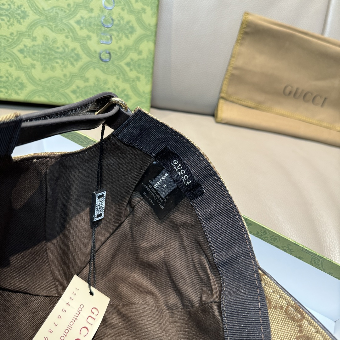 
配盒子布袋，Gucci(古奇)新款原单棒球帽， 虎头织带，11开模订制，重工刺绣，细节可媲美专柜，原版