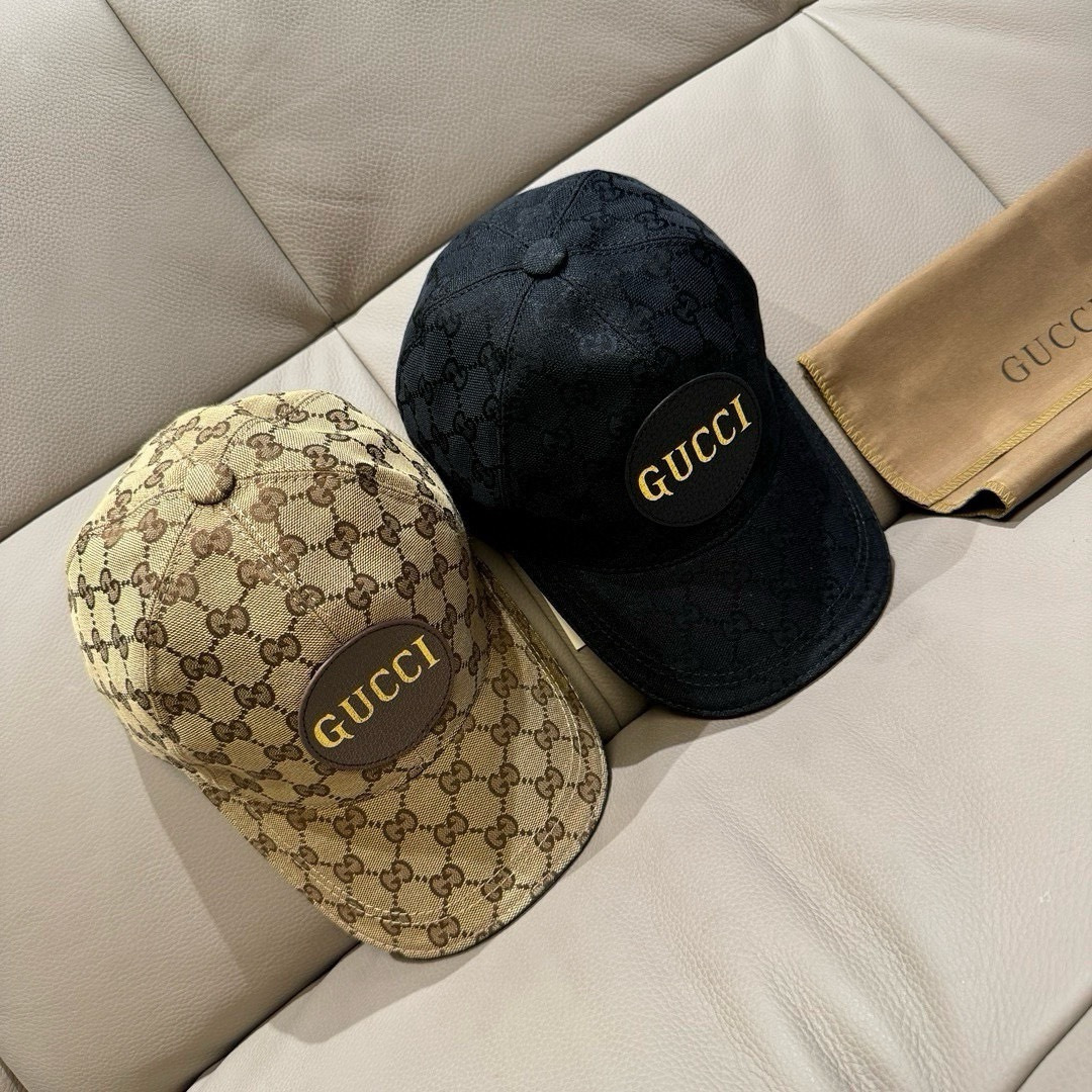 
配包装布袋，Gucci(古奇)新款原单棒球帽，Gucci烫金，专柜最新款，11开模订制，正版开模，原版