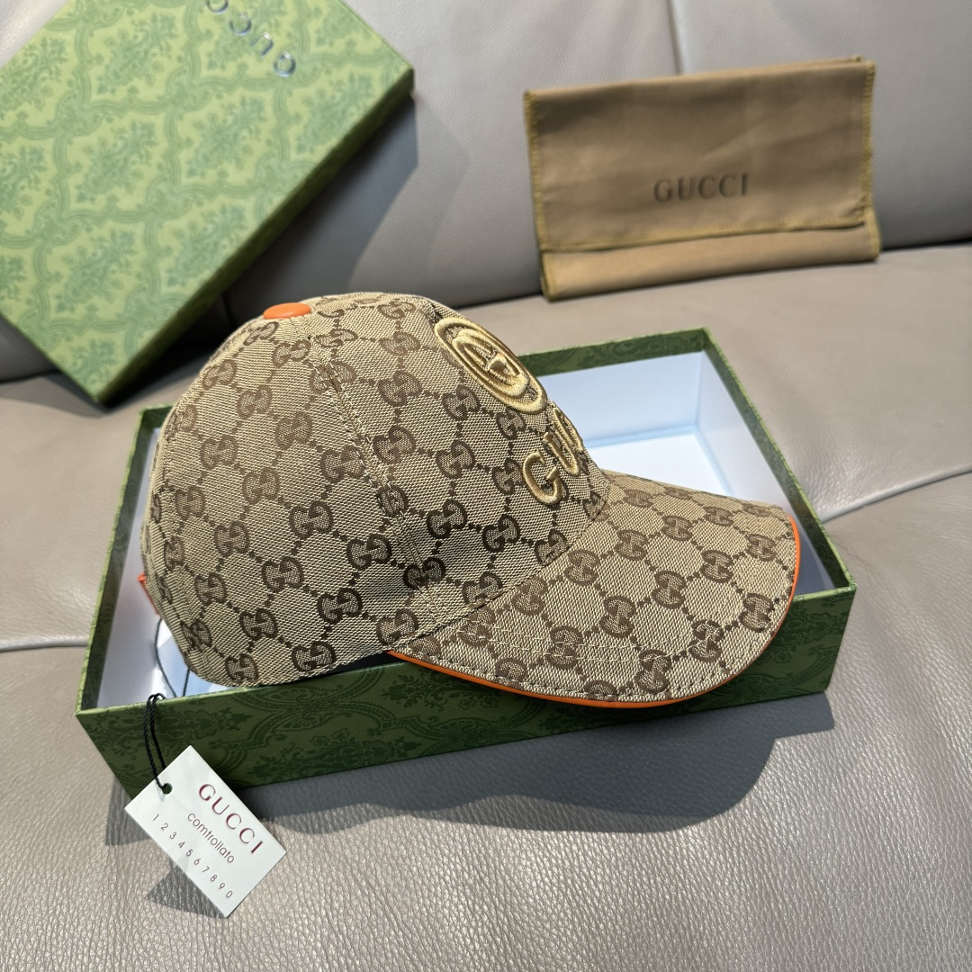 
配盒子布袋，Gucci(古奇)新款原单棒球帽， 大GUCCI刺绣，11开模订制，重工刺绣，细节可媲美专