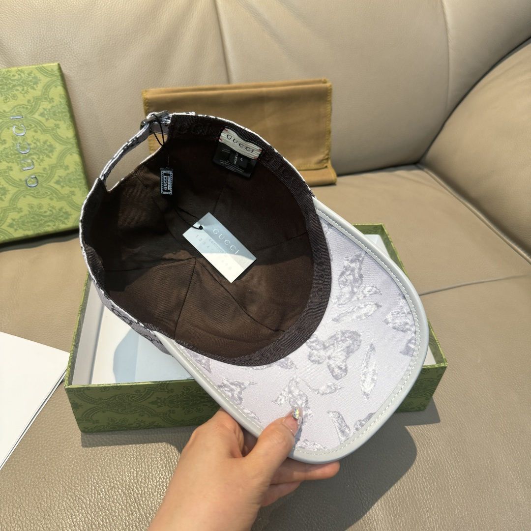 
原单版本出货！
配盒子布袋，Gucci(古奇)最新原单棒球帽，专柜11开模订制，最高版本，原版帆布料+