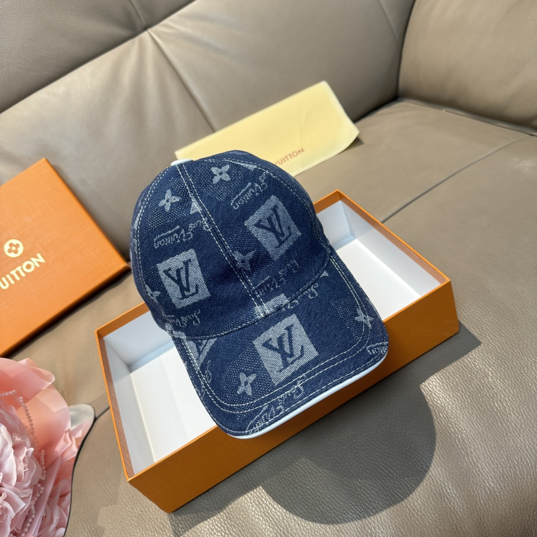
配盒子布袋，LV路易威登新款原单棒球帽，LV牛仔提花，专柜11开模订制，原版帆布面料+头层牛皮，轻盈透