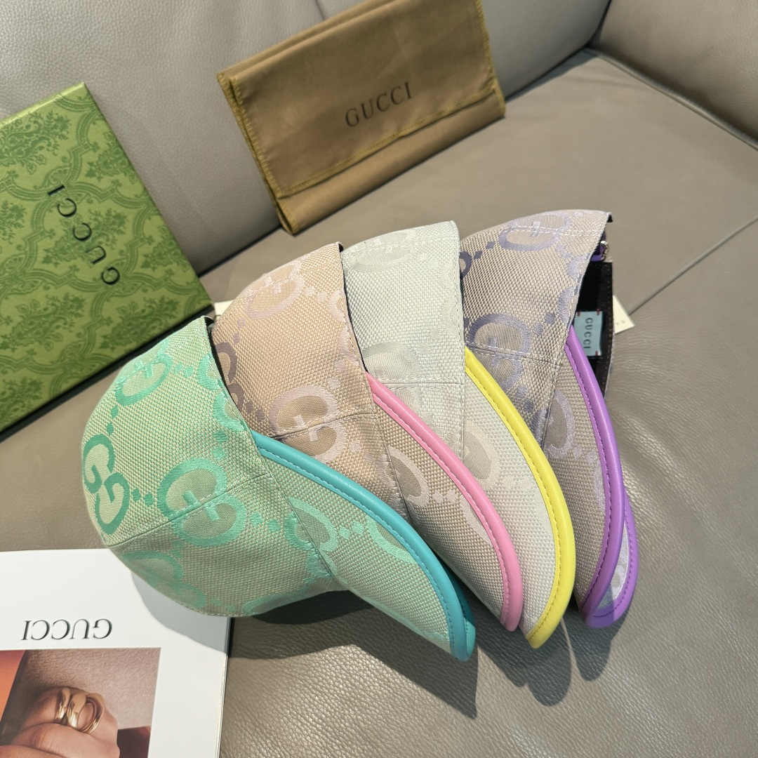 
配包装布袋，Gucci古奇新款原单棒球帽， 糖果色大双G，专柜11开模订制，原版帆布面料+头层牛皮，轻