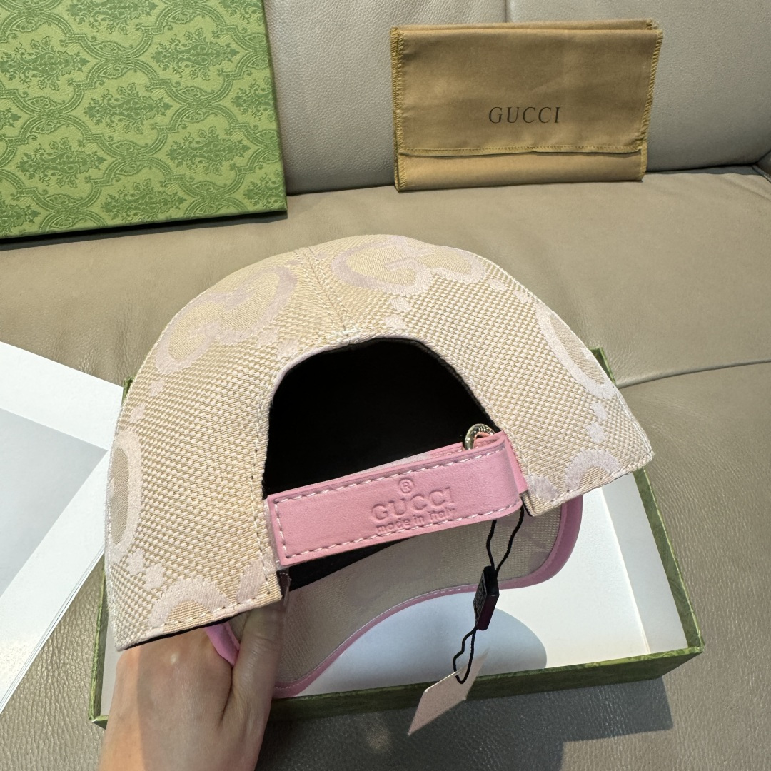 
配包装布袋，Gucci古奇新款原单棒球帽， 糖果色大双G，专柜11开模订制，原版帆布面料+头层牛皮，轻