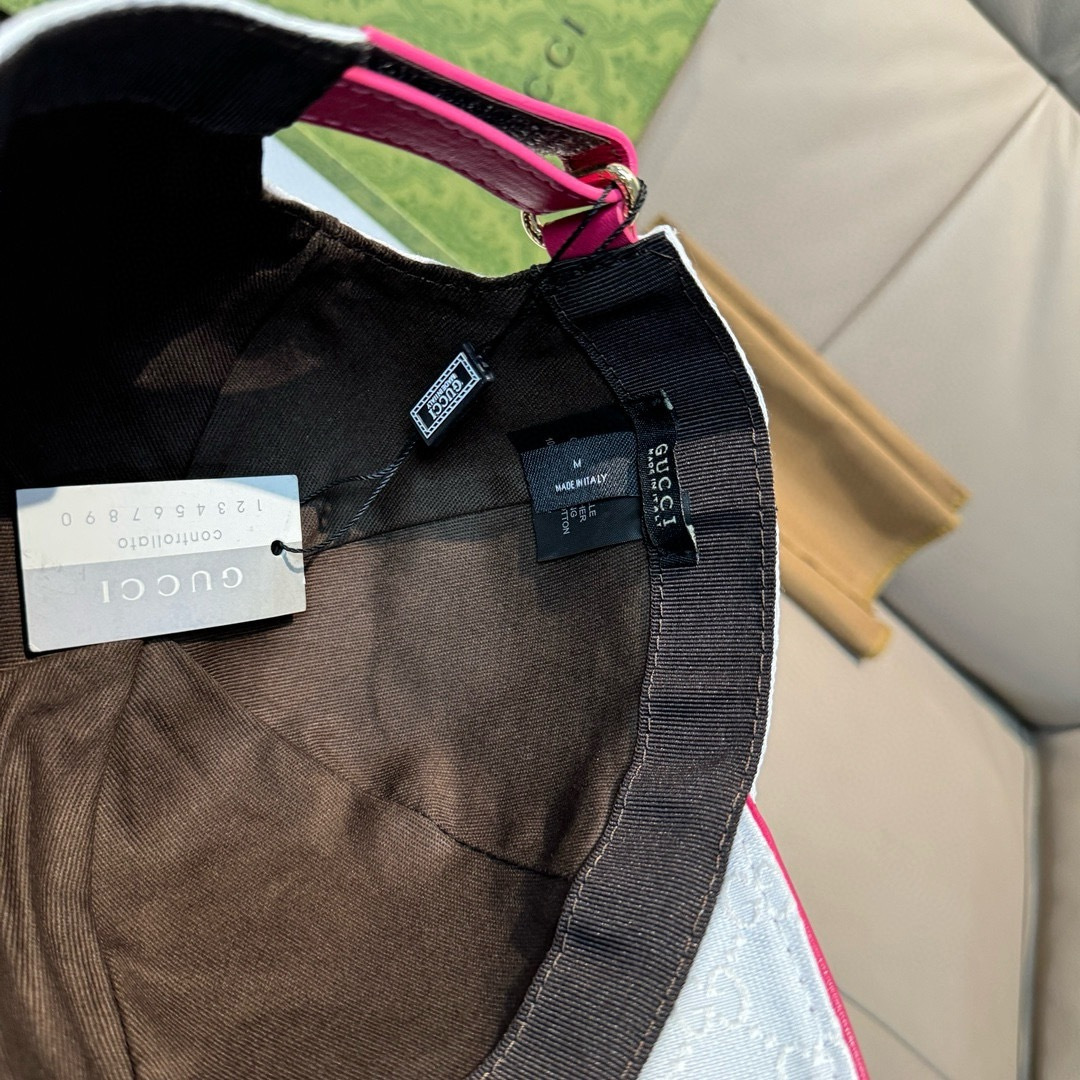 
配盒子布袋，Gucci(古奇)春夏新款原单棒球帽， logo织带，11开模订制，原版帆布料+头层牛皮，