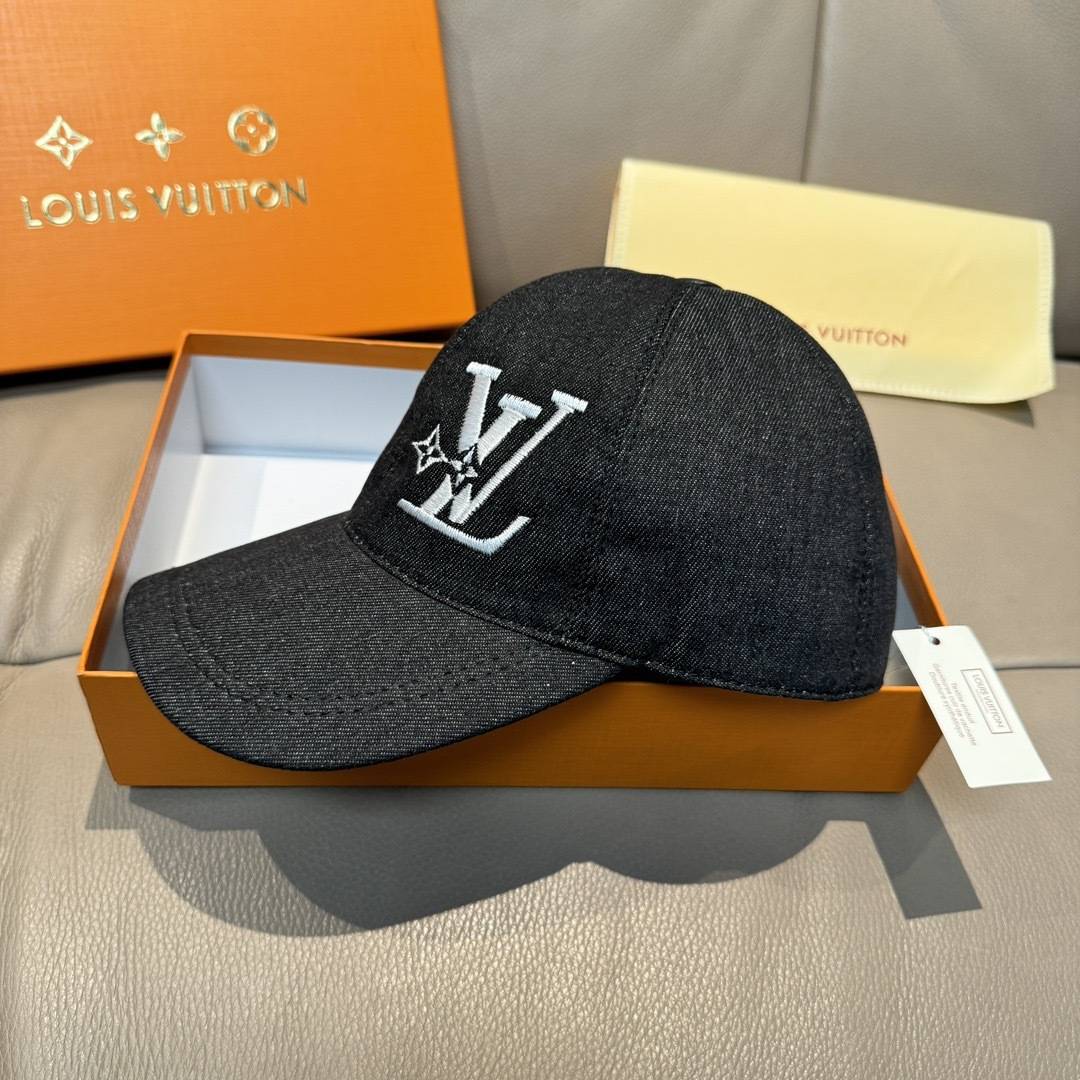 
配盒子布袋，LV(路易威登)新款原单棒球帽，LV刺绣，专柜11开模订制，原版帆布面料+头层牛皮，精细刺