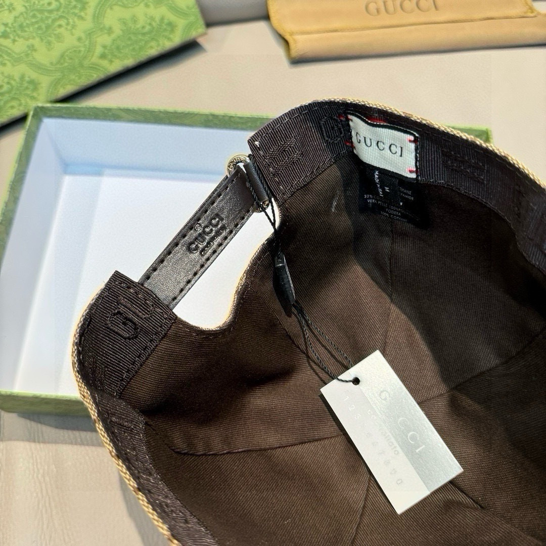 
万年经典款！杏色，黑色有s和L码
配盒子布袋，Gucci(古奇)经典原单棒球帽😍😍专柜11开模订制，最