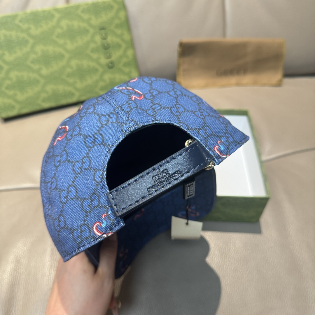 
配包装布袋，Gucci古奇新款原单棒球帽， 蛇年限定款，狂蛇双G提花，专柜11开模订制，完美对花，原版