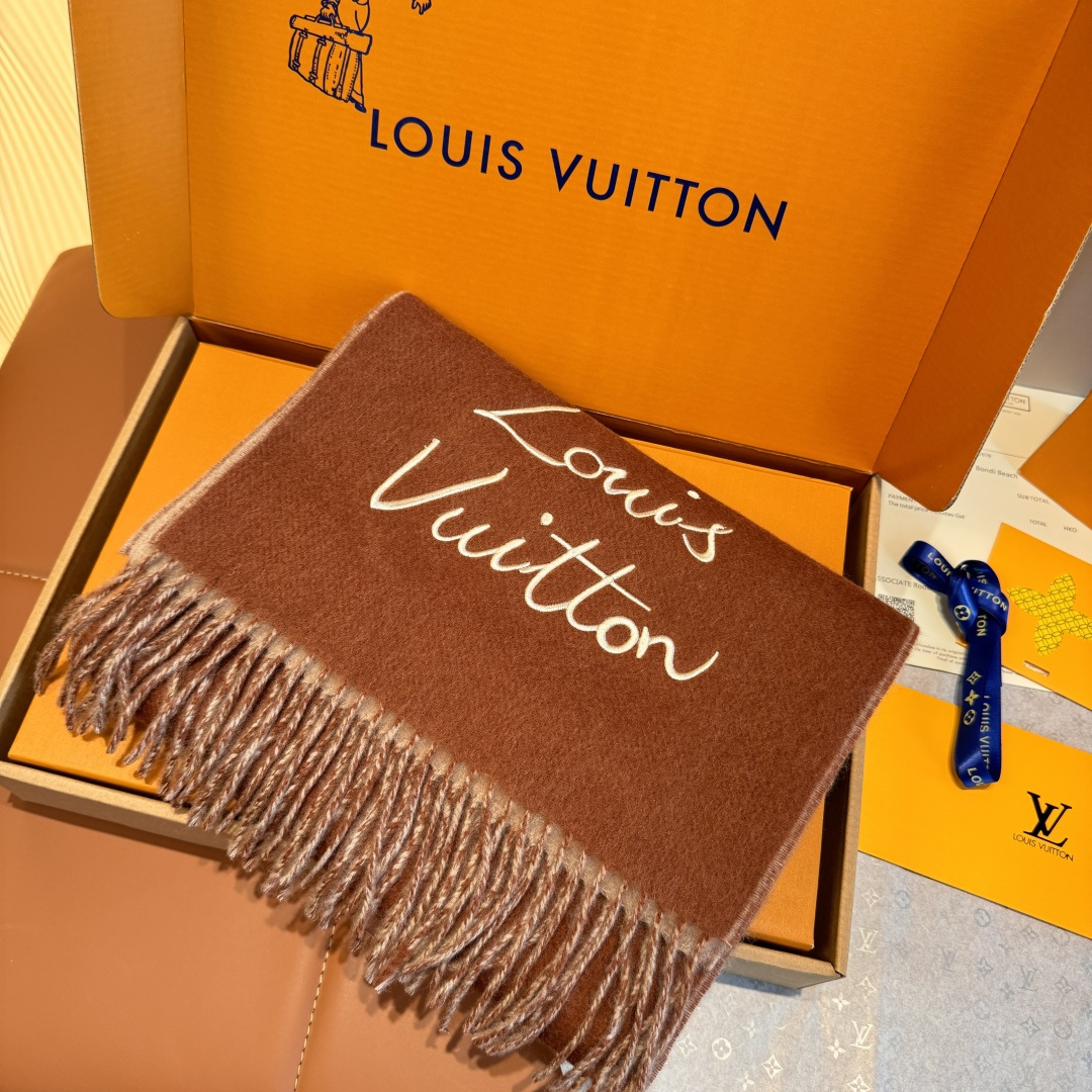 Louis Vuitton LV 2025新款签名款围巾 双面羔羊绒 出口订单 喜欢有颜值 高质量的亲可入手