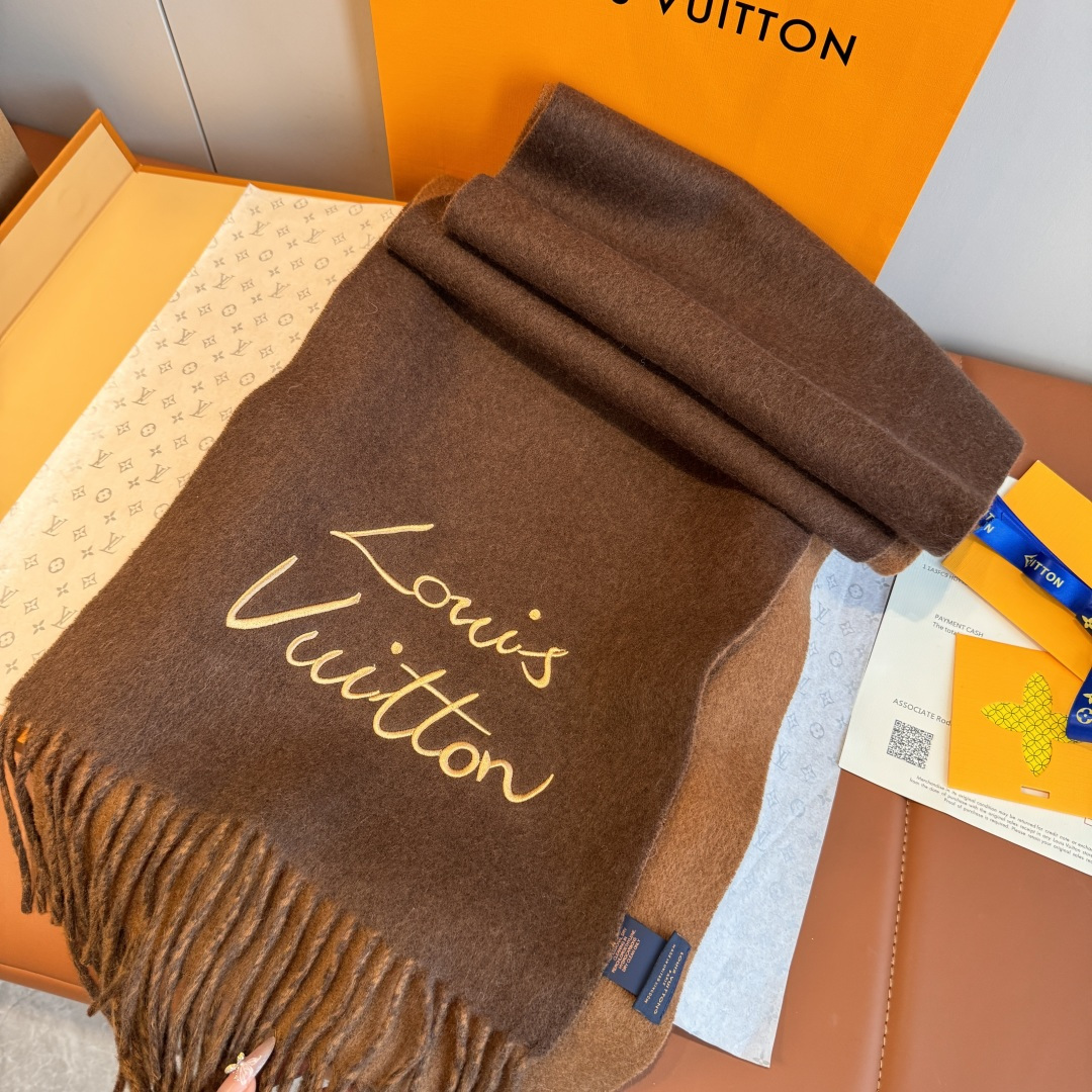 Louis Vuitton LV 2025新款签名款围巾 双面羔羊绒 出口订单 喜欢有颜值 高质量的亲可入手