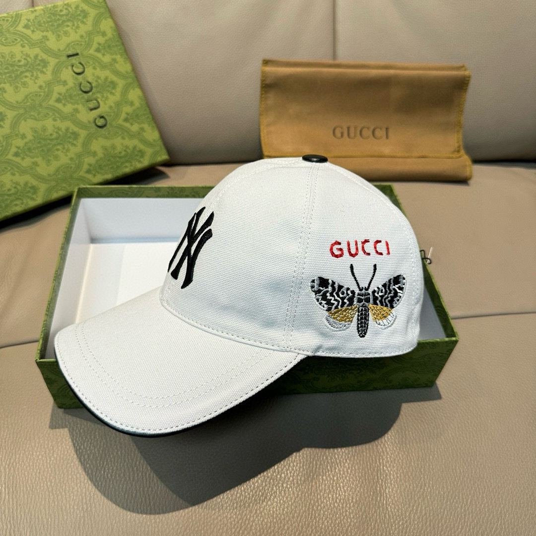 NO:364972,With box bags, NY&Gucci cooperation model, the latest original single baseball cap, 1:1 mold customization, heavy industry embroidery, details comparable to the counter, original canvas + first layer of cowhide, excellent quality!  The first choice for handsome men and beautiful women, fashionable and versatile. The basic head circumference is 56, and the patch can be adjusted. Black and white two-color hat fisherman hat baseball hat knit hat, hat, gucci, espadrilles, cowhide, hats配盒子布袋,NY&Gucci(古奇)合作款,最新款原单棒球帽,1:1开模订制,重工刺绣,细节可媲美专柜,原版帆布料+头层牛皮,质量超赞！帅男靓女首选,时尚百搭.基础头围56,贴片可调节.黑,白二色帽子渔夫帽棒球帽针织帽,帽子,gucci,espadrilles,cowhide,hats,hat