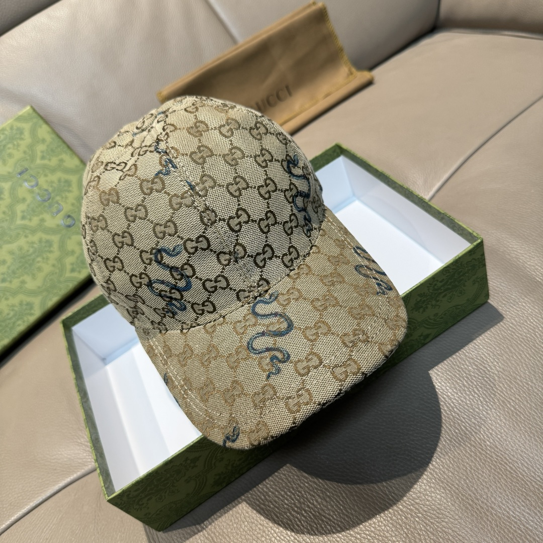 NO:364950,Packaging cloth bag, Gucci new original single baseball cap, snake year limited edition, crazy snake double G jacquard, 1:1 mold opening customization for counter, perfect flower matching, original canvas fabric, light and breathable!  Base head circumference 56, adjustable. Hat Fisherman's hat Baseball hat Knitted hat, hat, gucci, espadrilles, hats批 配包装布袋,Gucci古奇新款原单棒球帽, 蛇年限定款,狂蛇双G提花,专柜1:1开模订制,完美对花,原版帆布面料,轻盈透气！基础头围56,可调节.帽子渔夫帽棒球帽针织帽,帽子,gucci,espadrilles,hats,hat
