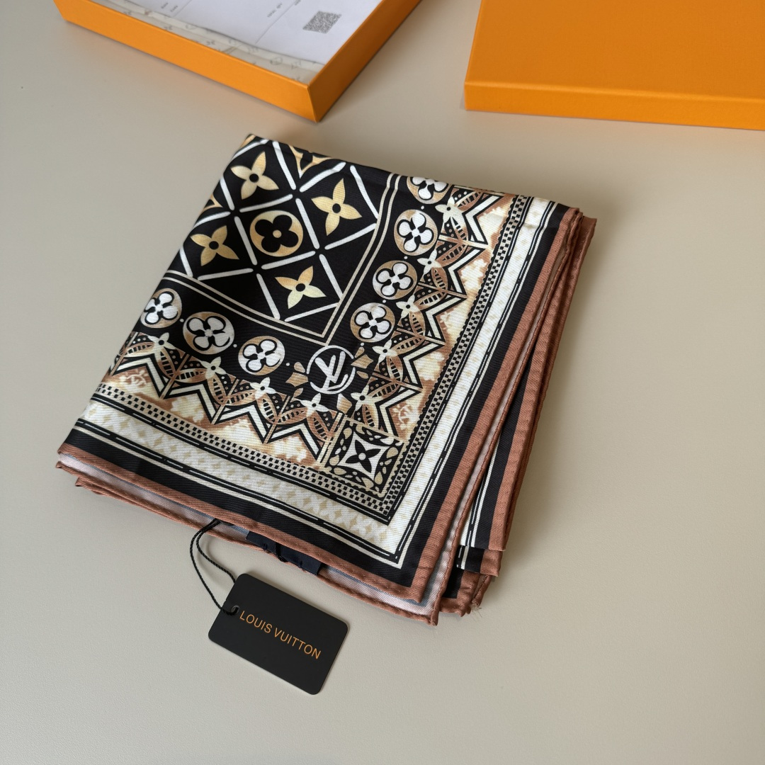 Louis Vuitton LV新款方巾