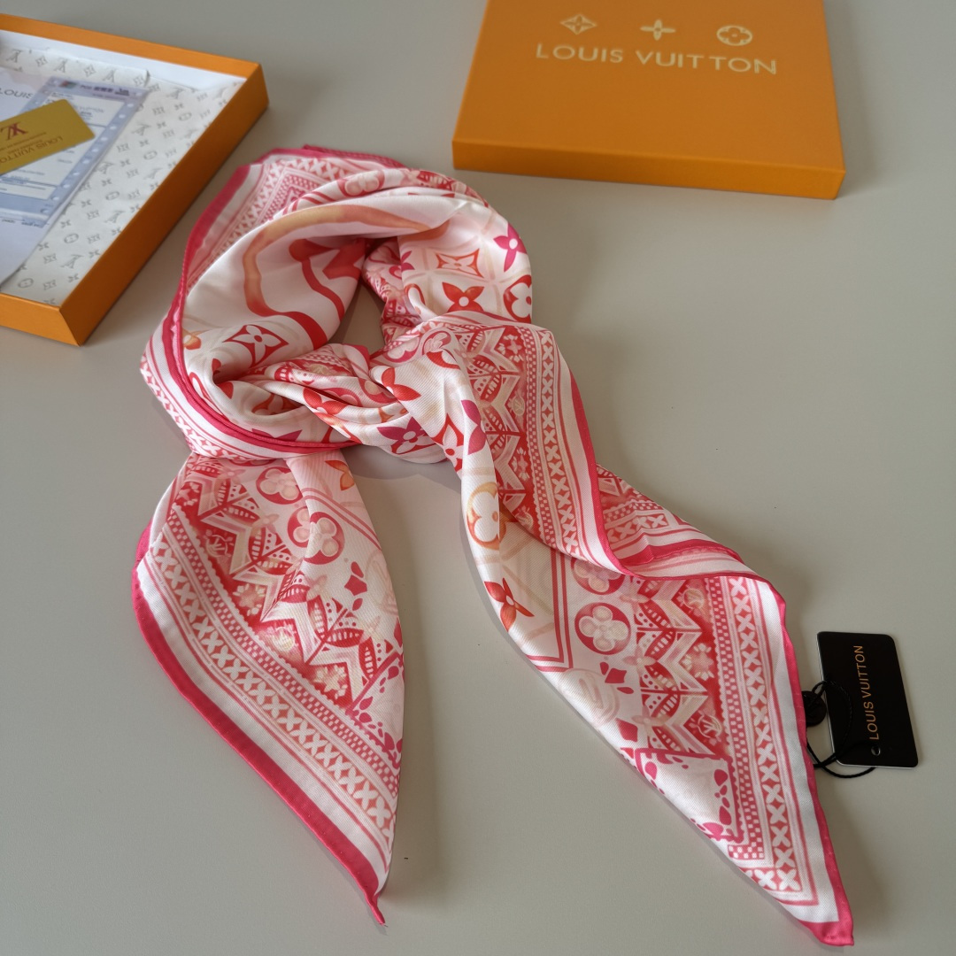 Louis Vuitton LV新款方巾