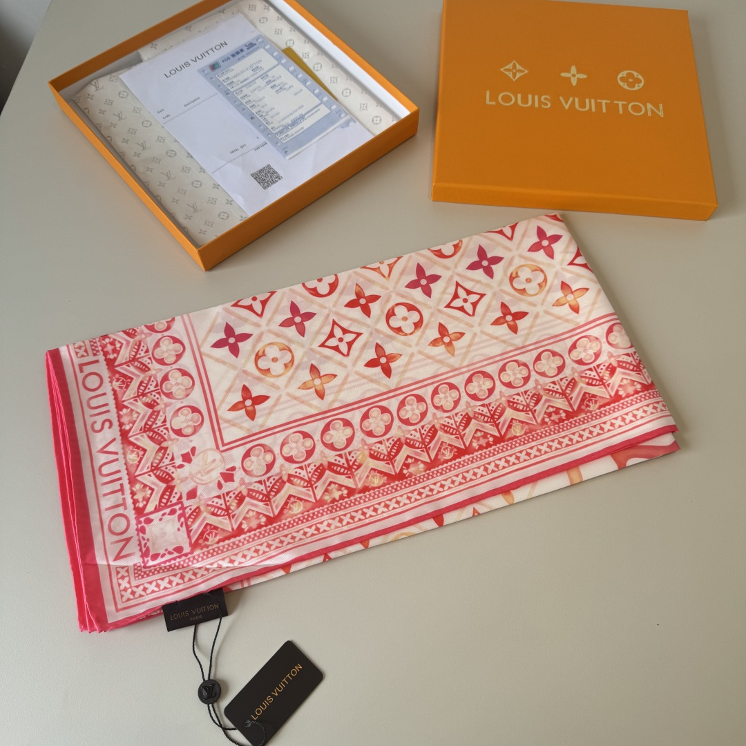 Louis Vuitton LV新款方巾