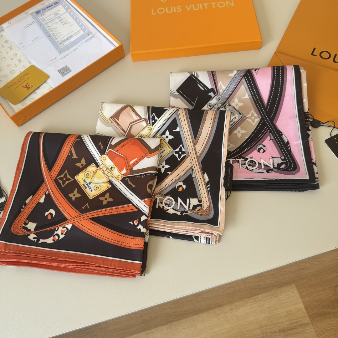 Louis Vuitton LV新款方巾