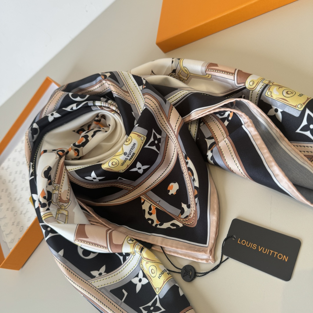 Louis Vuitton LV新款方巾